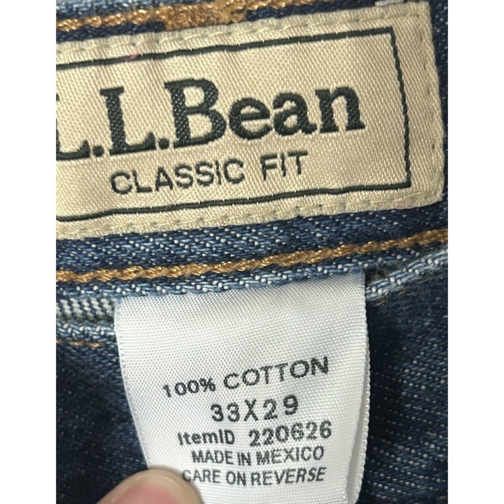 LL Bean Classic Fit Mens Jeans 33x29 Medium Wash Blue Denim Straight Leg - Picture 4 of 6